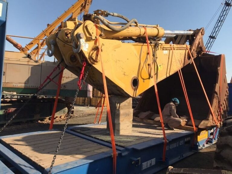 Heavy Machinery & Skid Lashing Services