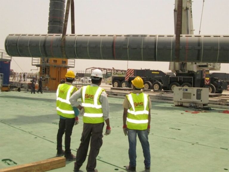 Seaport / Onboard Lashing Services